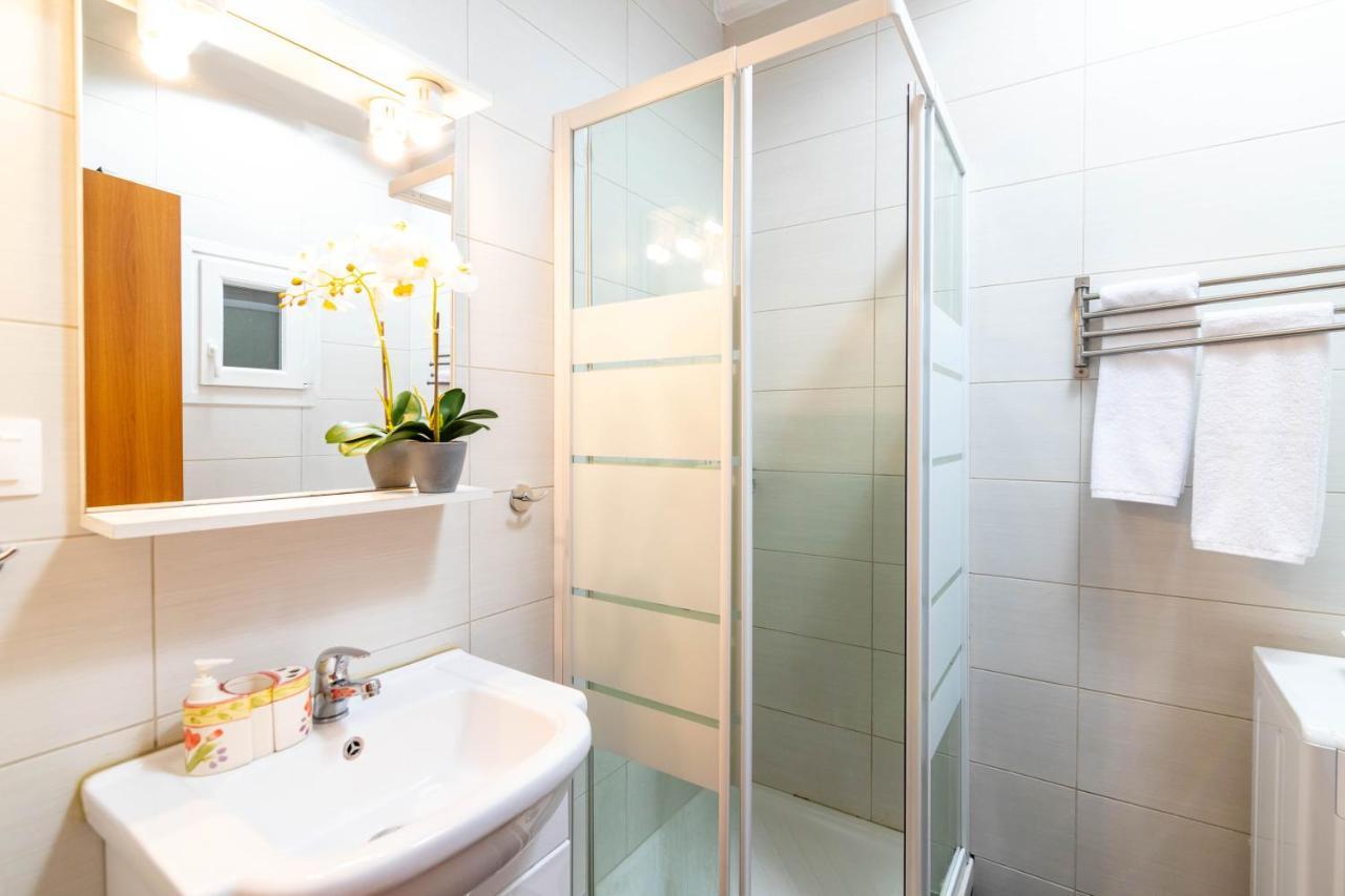 F & B Collection - 2 Bedroom Flat Thessaloníki Eksteriør billede